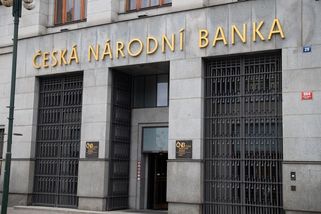 Drahé byty zvyšují inflaci. ČNB i kvůli nim může přestat snižovat sazby - Novinky
